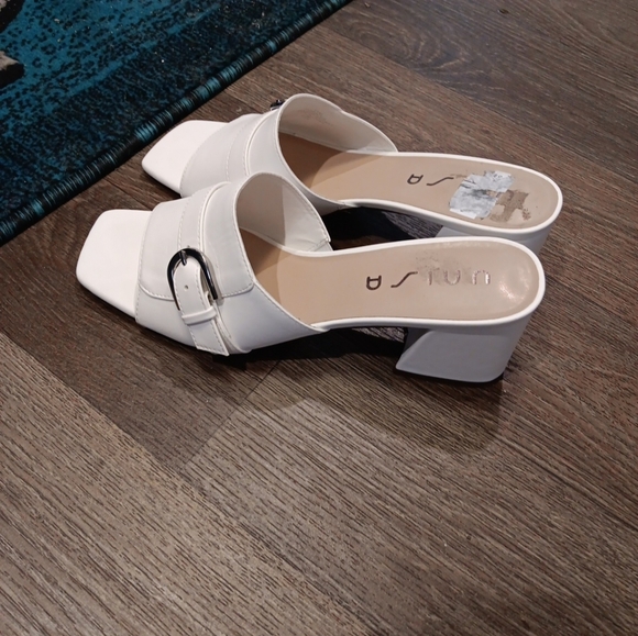 Unisa white Faux leather Chunky Heel sandals White size 11 M. New - Picture 2 of 5